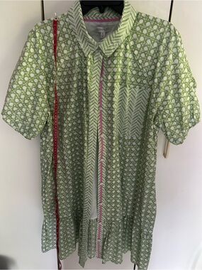 crown & ivy Light Green and White Printed Short-Sleeve Shirt Dress